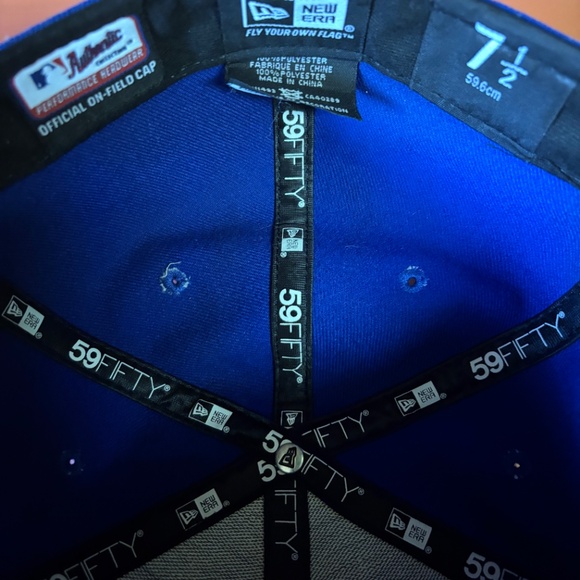 Milwaukee Brewers New Era Cap — Size  7 1/2 - Picture 2 of 2